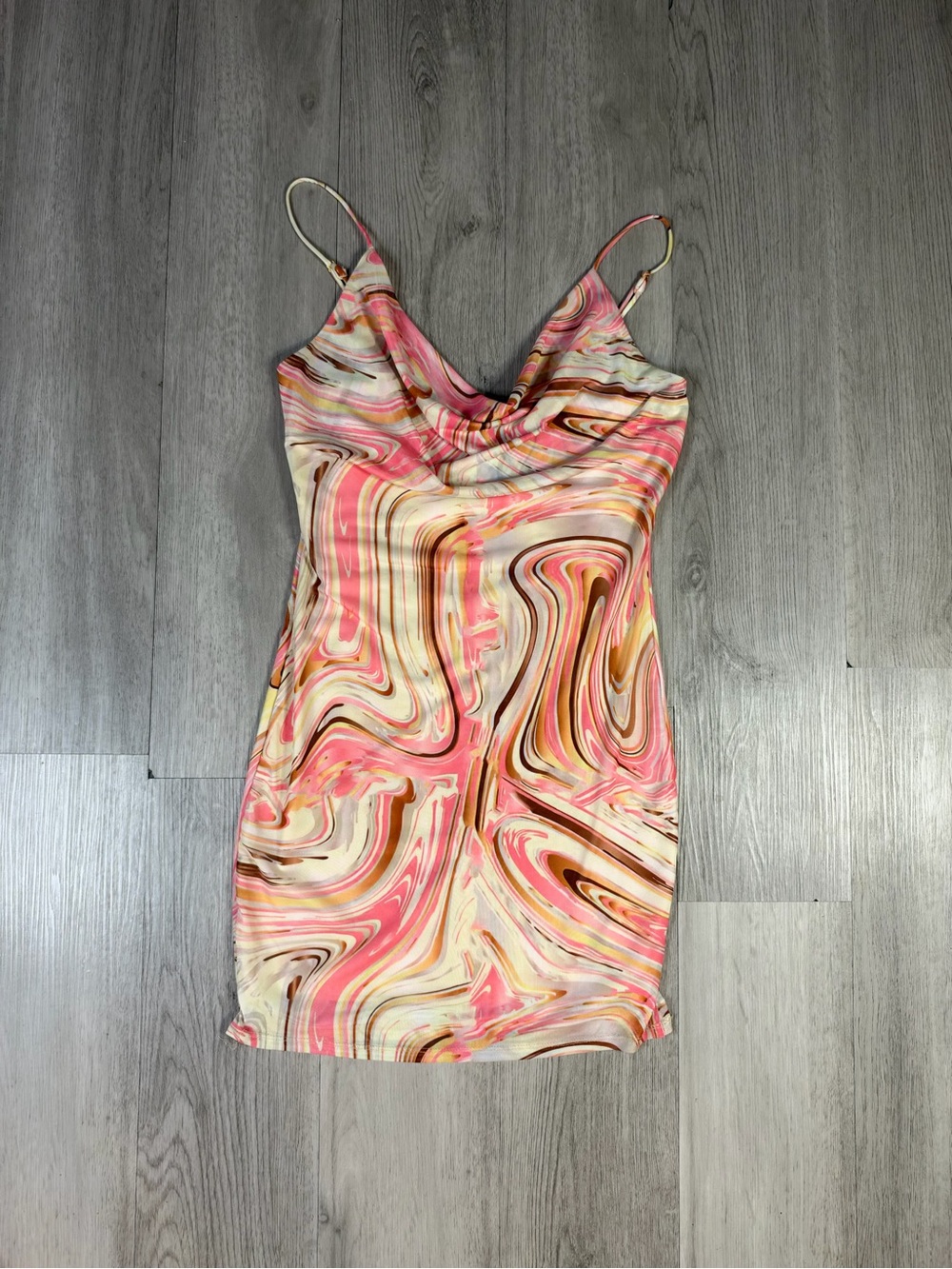 American Threads Cowl Neck Retro Abstract Swirl Bodycon Slip Dress Pink Cream M.